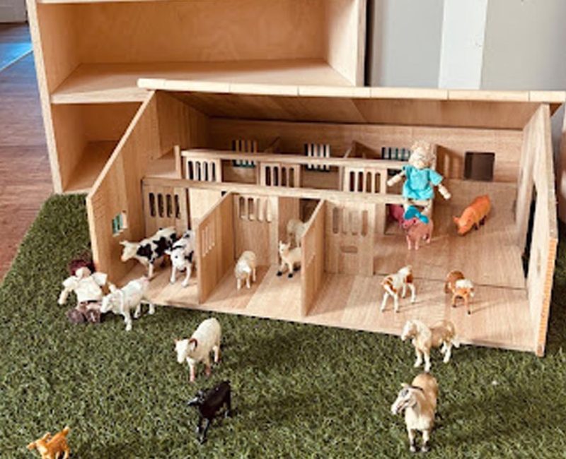 Speelhuis de kleine kapoenen