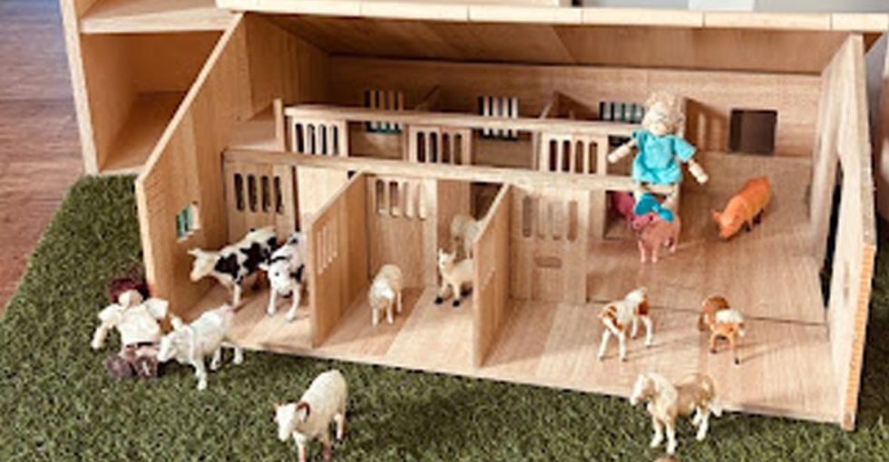 Speelhuis de kleine kapoenen